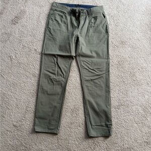 Men's Nickel and Iron 34x30 Olive Chinos